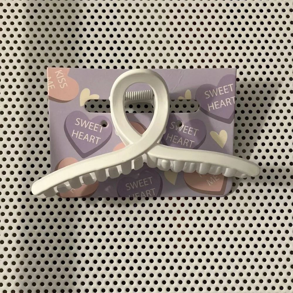 White Swirl Claw Clip
